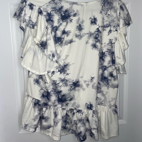 Altar’d State Ruffle Tie-Dye Top - Picture 4 of 8